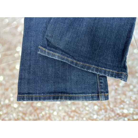 Levi’s 545 Women’s 8M Jeans Low Rise Bootcut Light Distress 32x30 - Picture 8 of 8